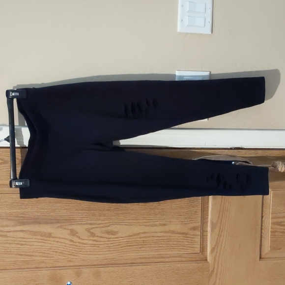 Torrid, size 0/L/12 black slashed premium leggings - Picture 1 of 5